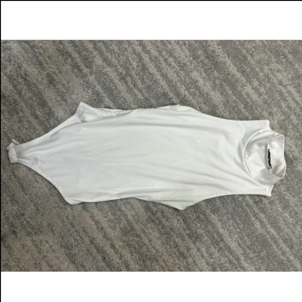 White Bodysuit Mock Turtle Neck Sleeveless Jumpsuit - Picture 5 of 6